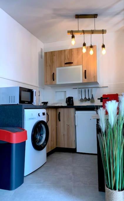 T1 Bis Cosy Et Spacieux - Wifi - Parking Gratuit Angers Luaran gambar