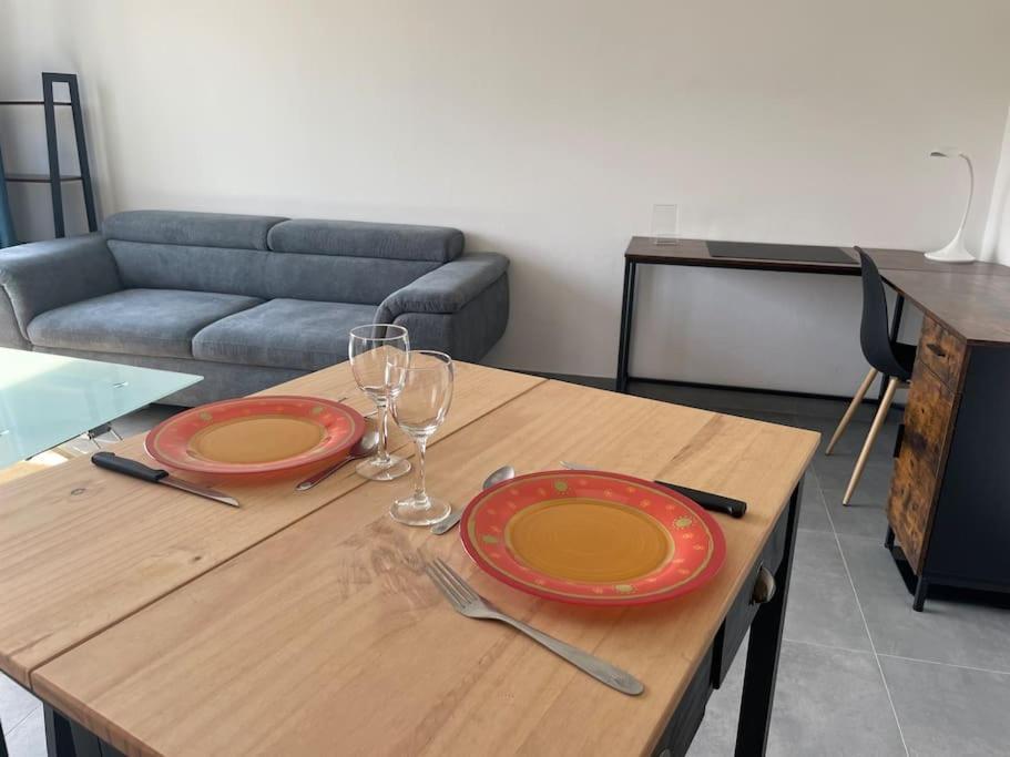 T1 Bis Cosy Et Spacieux - Wifi - Parking Gratuit Angers Luaran gambar